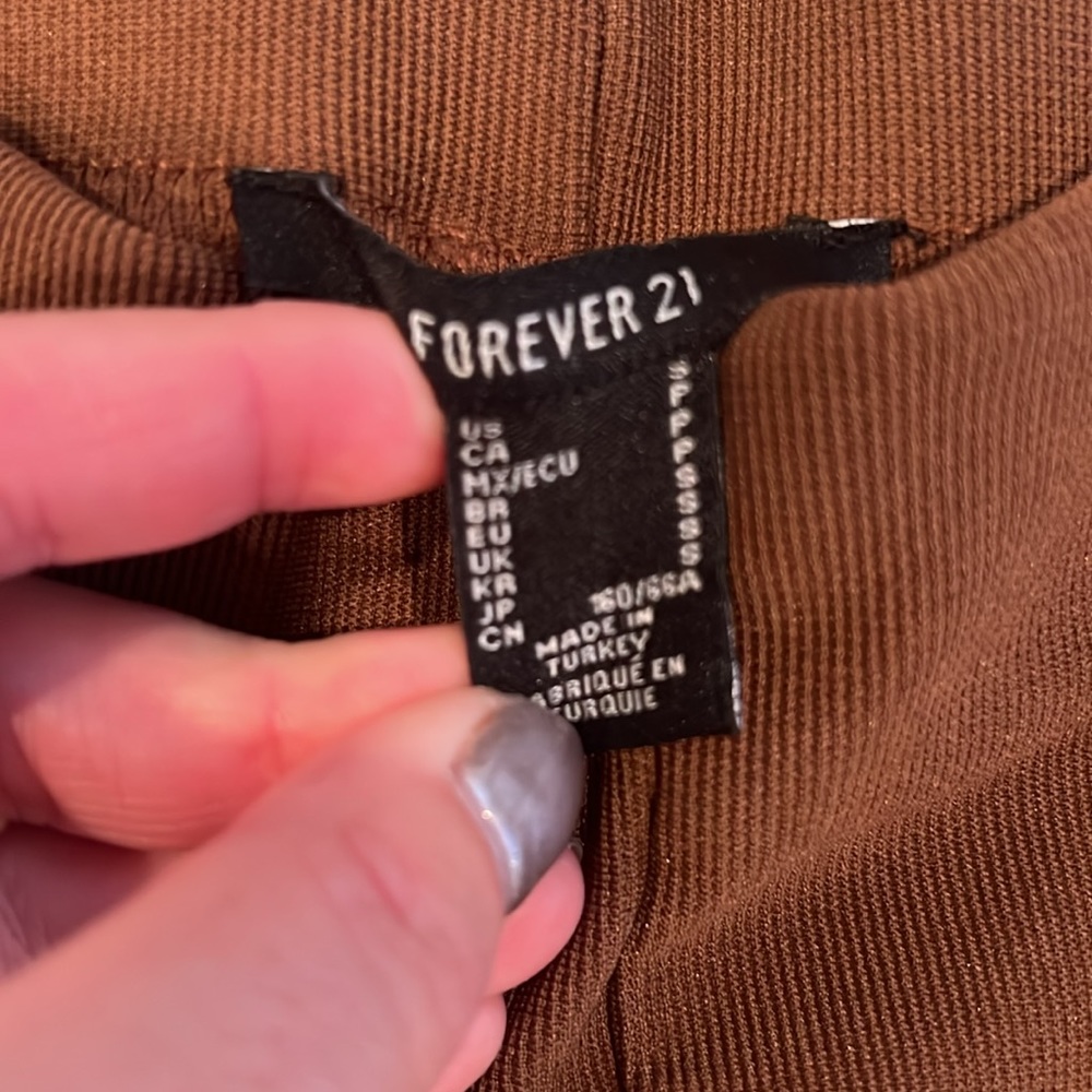 Forever 21 - Picture 2 of 3